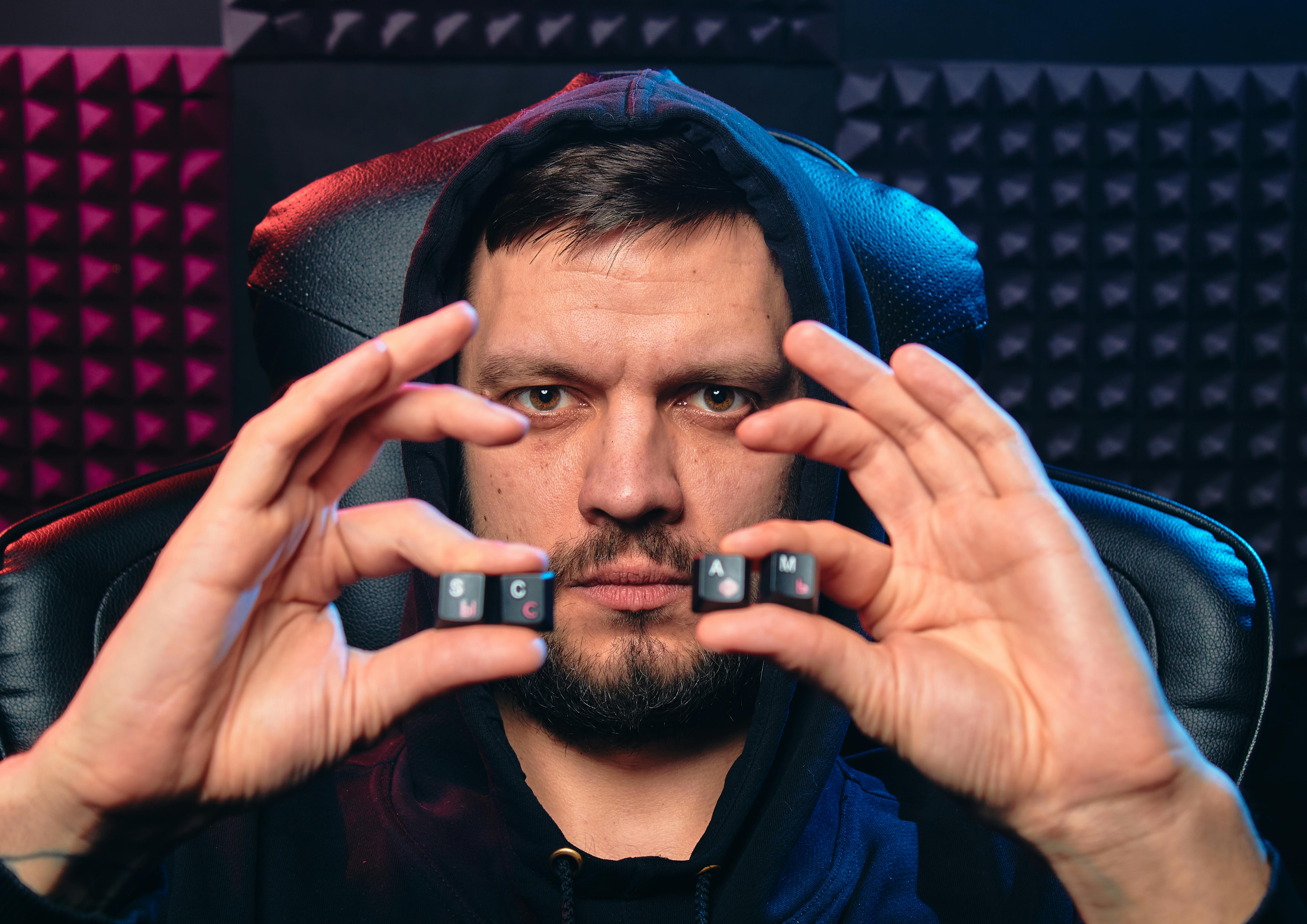 pexels-mikhail-nilov-6964166.jpg